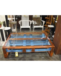 Pallet Coffee Table with Glass Top