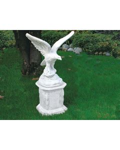 IP Falcon Statue - H37cm